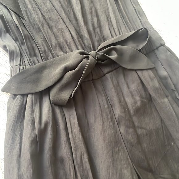 Very cute black lacey Jumpsuit with lining - Picture 2 of 12